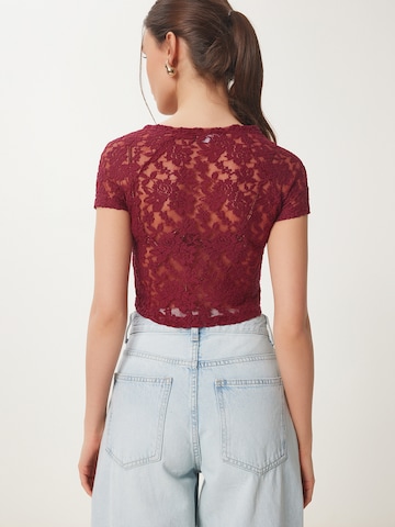 Camicia da donna di Happiness İstanbul in rosso