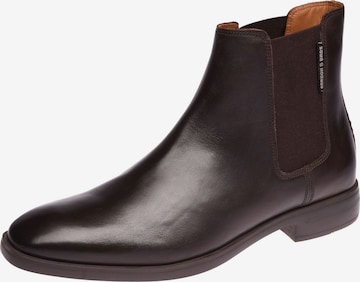 Gordon & Bros Chelsea Boots in Brown: front