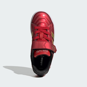 Baskets 'Marvel Avengers Grand Court' ADIDAS SPORTSWEAR en rouge