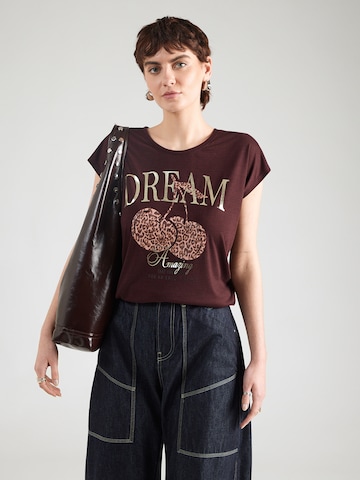 Tricou 'Ch44erry' de la Hailys pe roșu: față