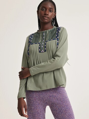 Top 'Domna' di Odd Molly in verde: frontale