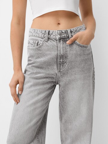 Loosefit Jean Bershka en gris
