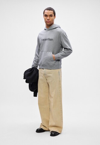 Calvin Klein Μπλούζα φούτερ σε γκρι
