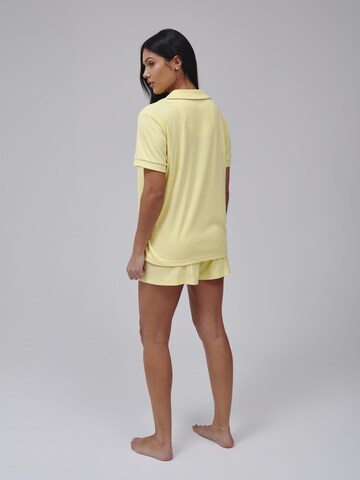 Loungeable Shorty in Gelb