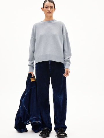 Pull-over ARMEDANGELS en gris