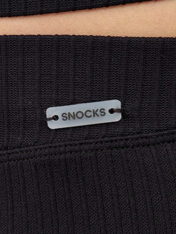 SNOCKS Slimfit Sportbroek in Zwart
