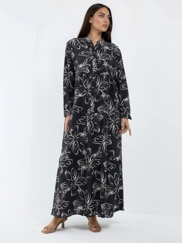 Hiccup Shirt dress in Black: front