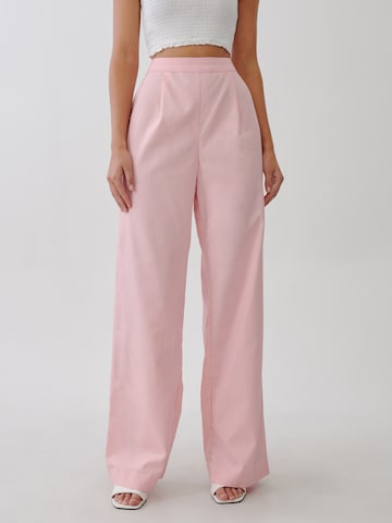 Tussah Regular Pleat-front trousers 'DREW' in Pink: front
