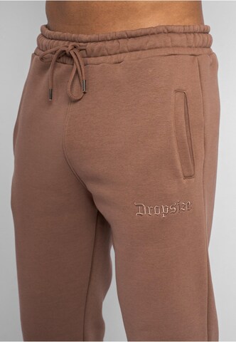 Dropsize Tapered Trousers in Brown