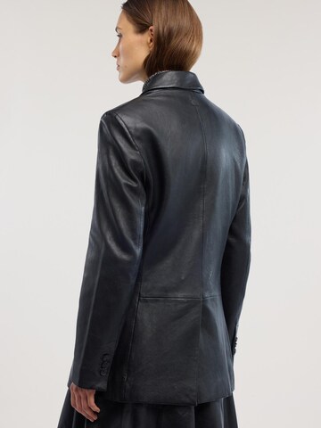 Cappotto invernale di Trussardi in nero