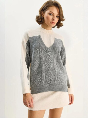 Pullover di Bianco Lucci in beige: frontale