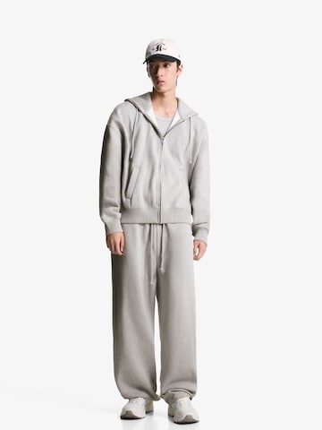 Bershka Joggingdragt i grå: forside