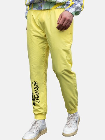 Tapered Pantaloni 'Riva 90' di elho in giallo: frontale