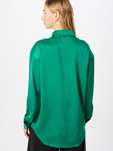 In The Style Blouse 'NAOMI GENES' in Green