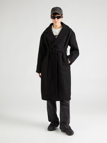 Manteau mi-saison Gina Tricot en noir : devant