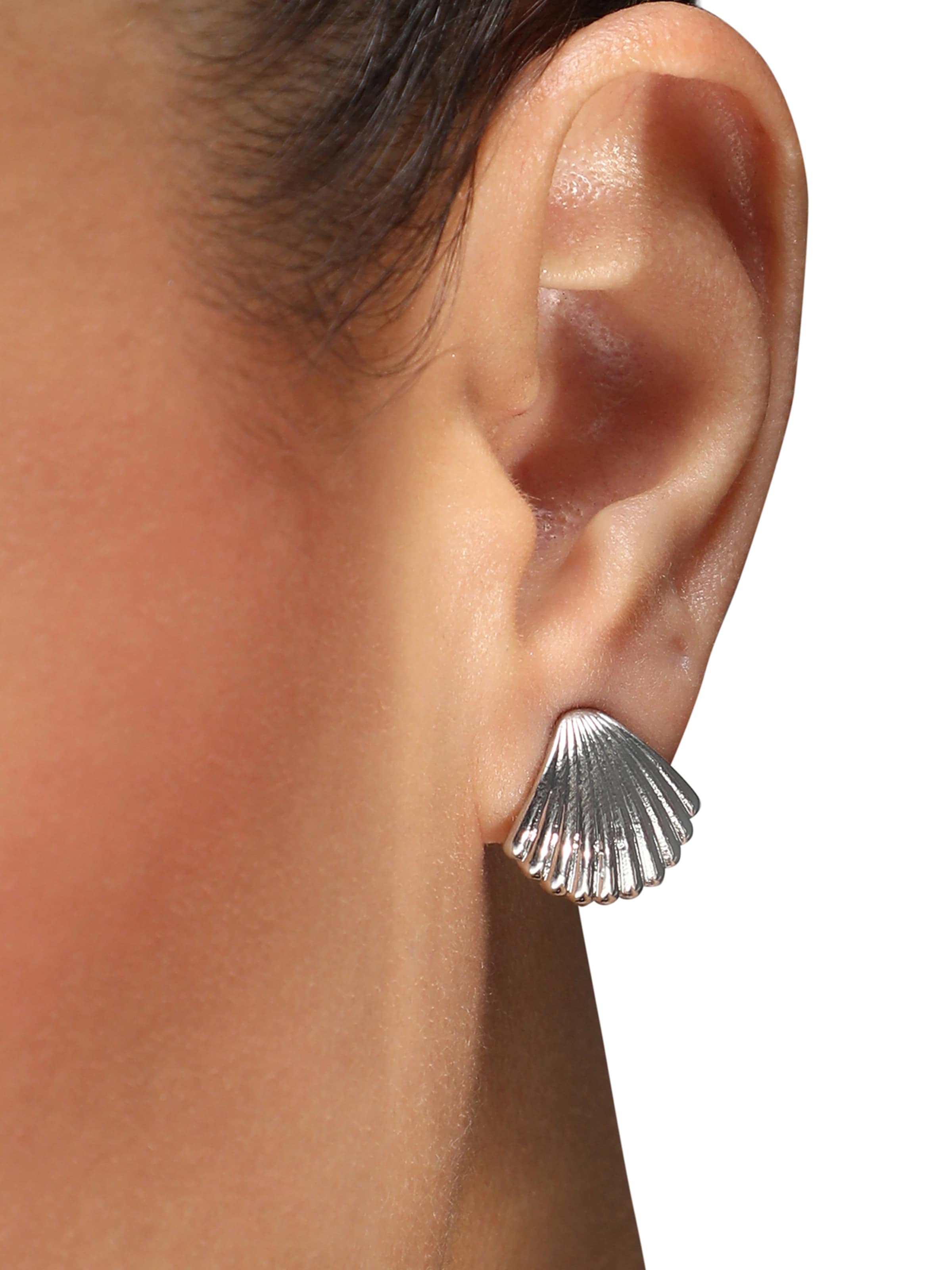 SOHI Kõrvarõngas ' Maina ', värv Hõbe: eest vaates