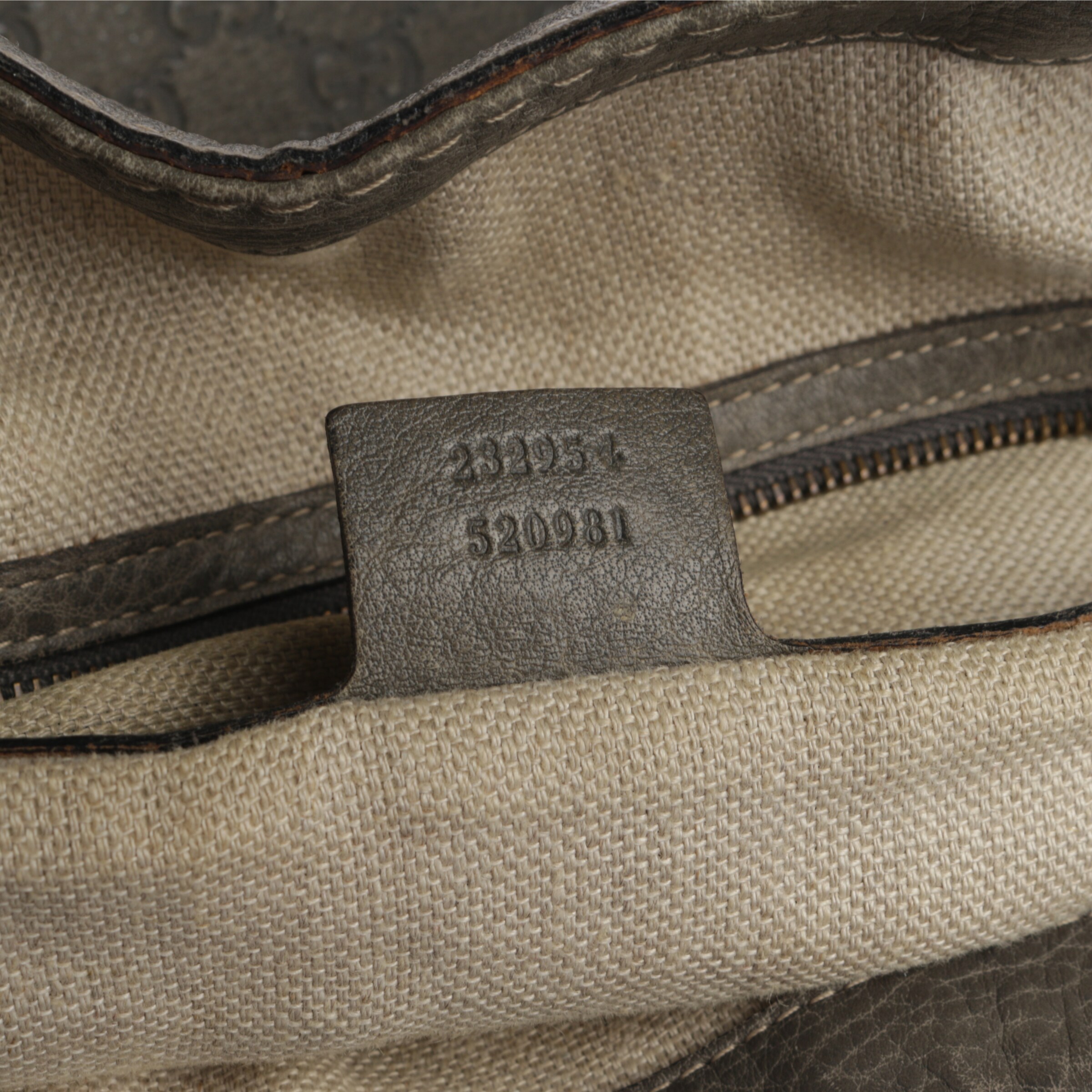 Gucci Bag in One size in Grey