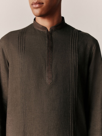 Next Regular Fit Kurta in Braun