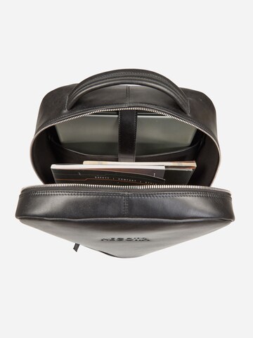 NEGOTIA Leather Backpack 'Alpha' in Black