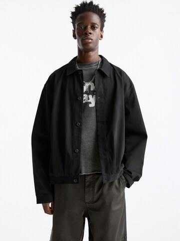 Pull&Bear Jacke in Schwarz: Vorderseite