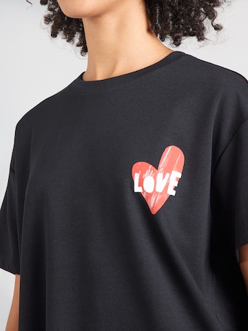 PIECES - Camiseta 'PCSKYLAR' en negro