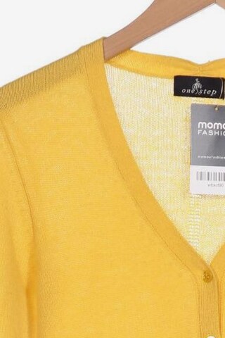 One Step Sweater & Cardigan in XXS in Yellow