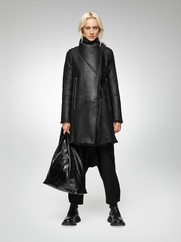 VESPUCCI BY VSP Winter Coat 'Elena' in Black