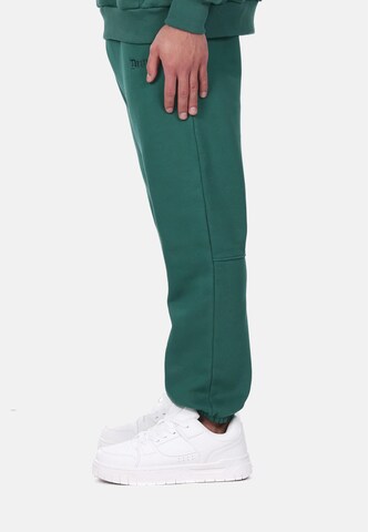 Tapered Pantaloni 'Embo V3' di Dropsize in verde