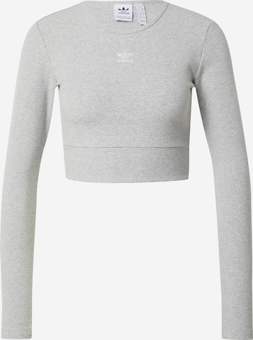 T-shirt 'Essentials' ADIDAS ORIGINALS en gris : devant