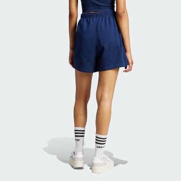 ADIDAS ORIGINALS Loosefit Παντελόνι 'Essentials' σε μπλε