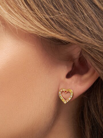 Lulu Copenhagen Earrings in Gold: front