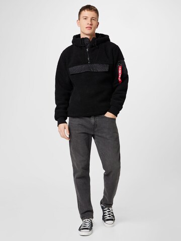 ALPHA INDUSTRIES Overgangsjakke i svart