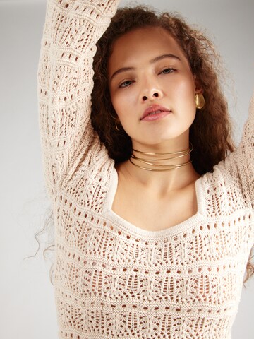 HOLLISTER Sweater in Beige