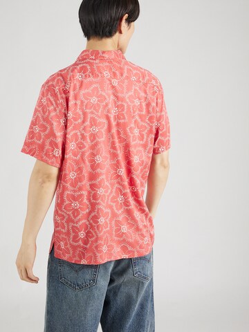LEVI'S ® Pohodlné nošení Košile 'CUBANO PARROTS' – červená