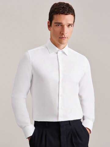 Coupe slim Chemise business SEIDENSTICKER en blanc : devant