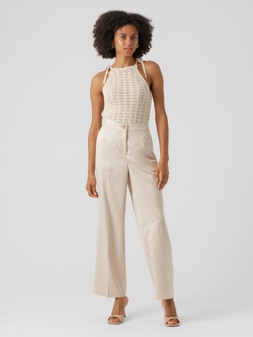 Regular Pantalon à plis 'Uvita' VERO MODA en beige