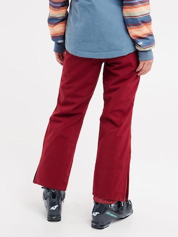 PROTEST Regular Sportbroek 'CINNAMON' in Roze