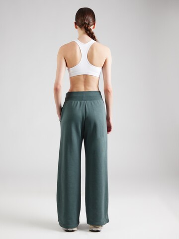 NIKE Wide leg Παντελόνι 'Phoenix Fleece' σε πράσινο