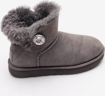 UGG Dress Boots in 36,5 in Grey: front