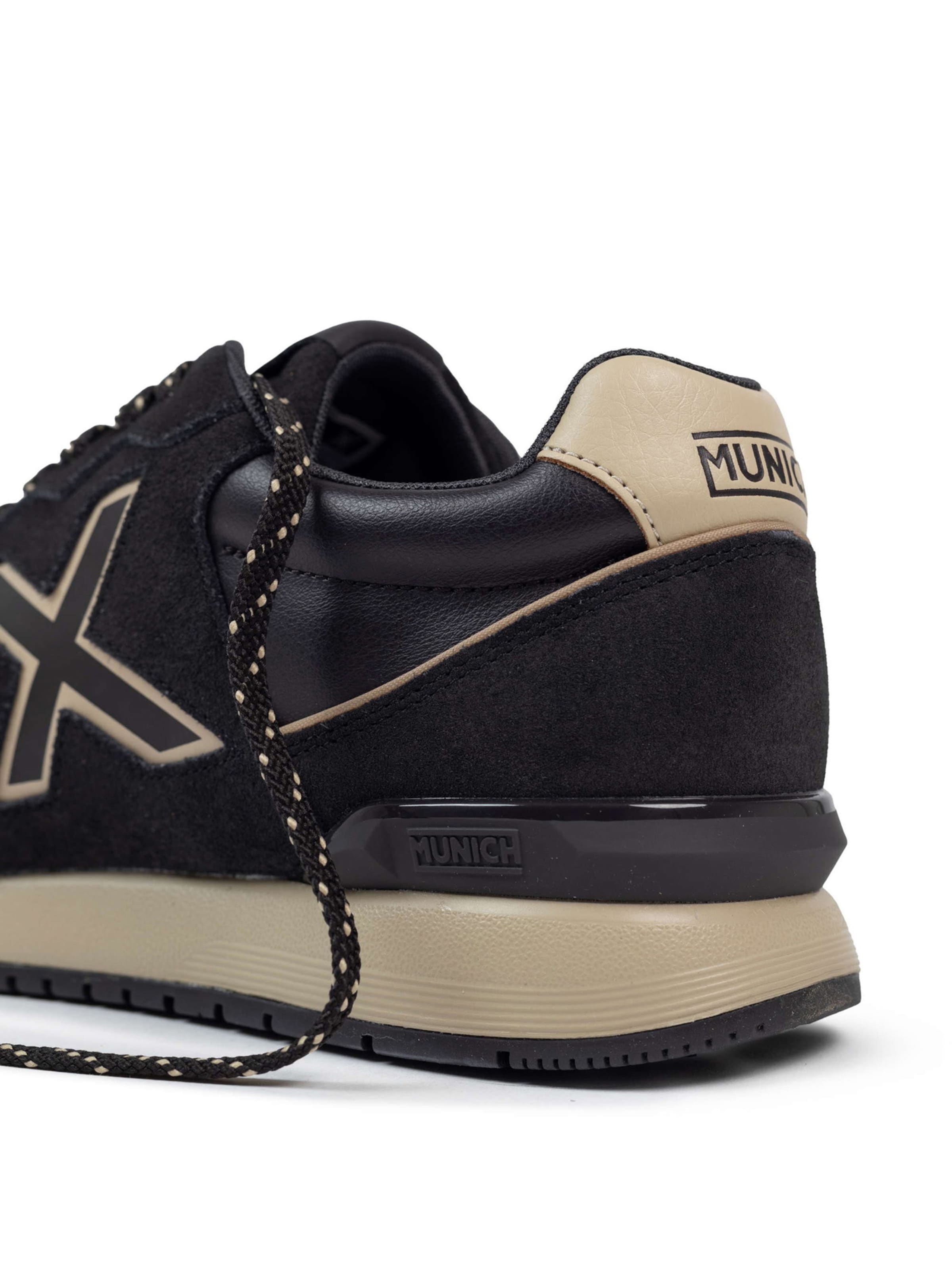 Baskets basses 'DASH' MUNICH en gris