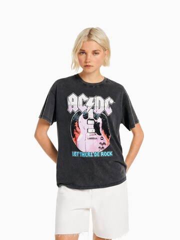 Bershka T-Shirt in Schwarz: Vorderseite