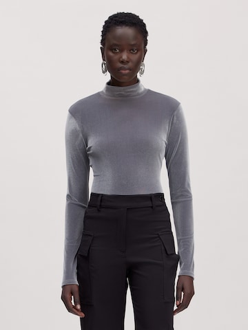 EDITED - Camiseta 'Fiore' en gris: frente