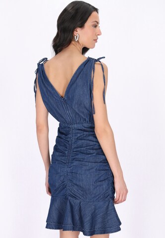 faina - Vestido 'Festive' em azul