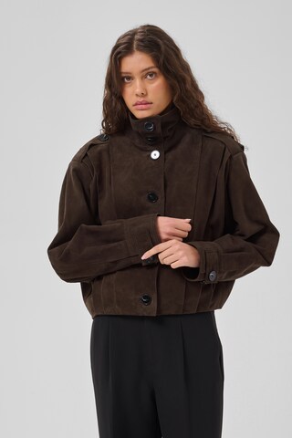 My Essential Wardrobe Between-season jacket 'Petra ' in Brown: front