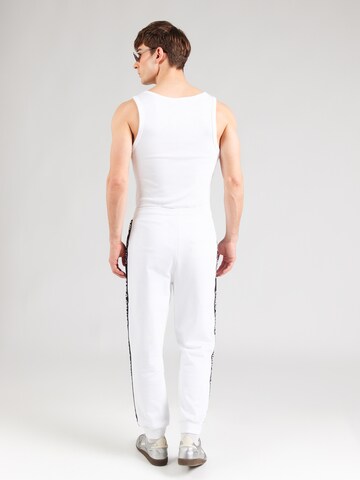 Carlo Colucci Tapered Παντελόνι σε λευκό: πίσω