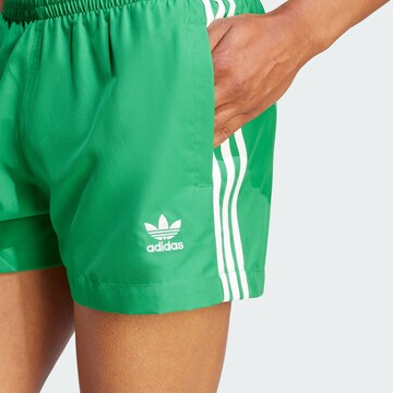Shorts de bain 'Adicolor 3-Stripes' ADIDAS ORIGINALS en vert