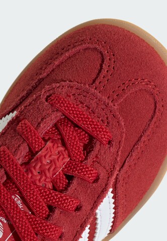 ADIDAS ORIGINALS Sneakers 'Gazelle' in Rood