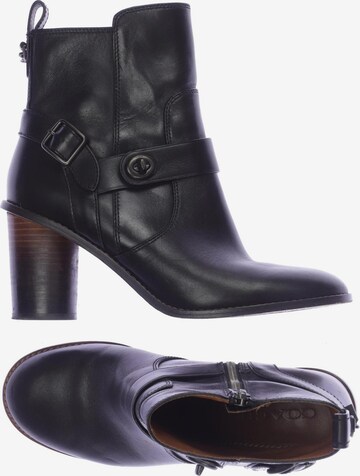COACH Dress Boots in 40 in Black: front