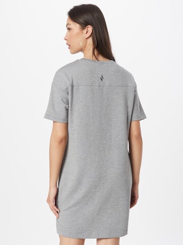 Skechers Performance Sports dress in Grey