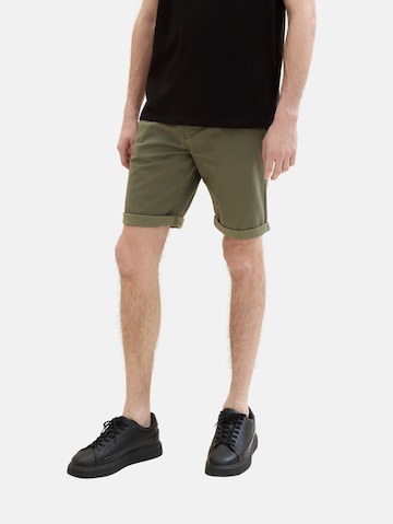 TOM TAILOR Slimfit Shorts in Grün: predná strana